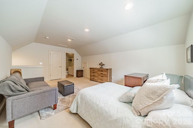 14806 Ballantyne Glen Way, Charlotte, NC 28277