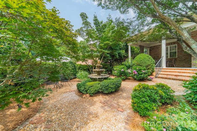 14806 Ballantyne Glen Way, Charlotte, NC 28277