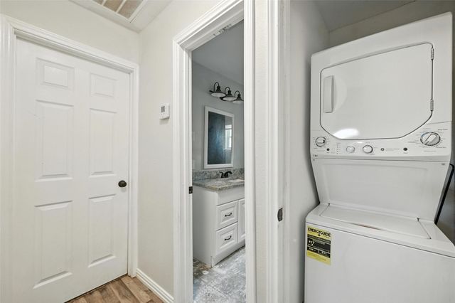 734 Thompson Drive A and B, Lake Dallas, TX 75065