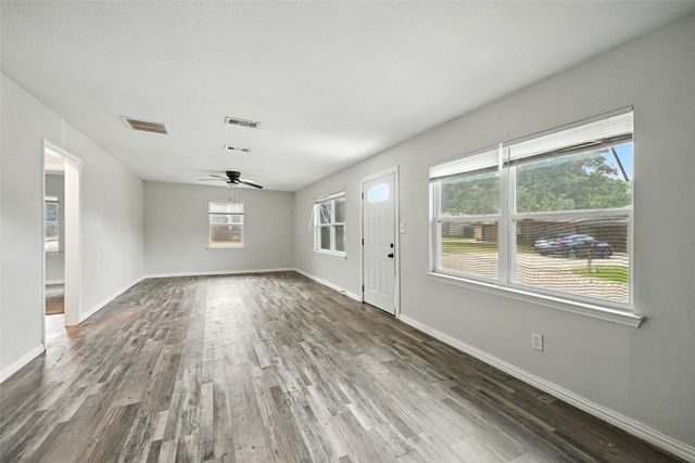 734 Thompson Drive A and B, Lake Dallas, TX 75065