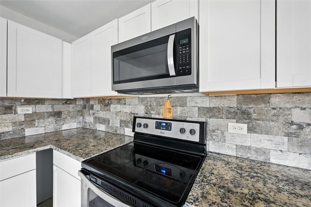 734 Thompson Drive A and B, Lake Dallas, TX 75065