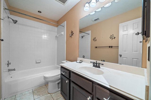 10458 N Pagewick Drive, Houston, TX 77041