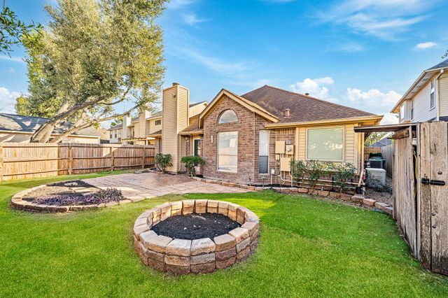 10458 N Pagewick Drive, Houston, TX 77041