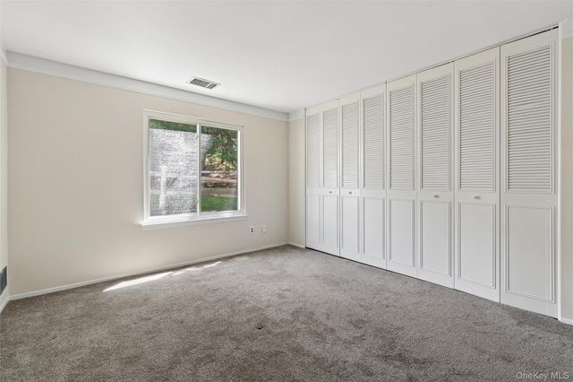 950 Skyline Drive, Coram, NY 11727