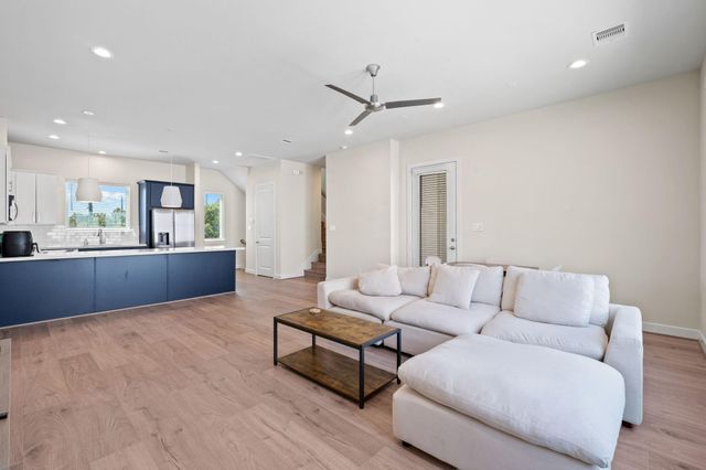 3019 Hicks Street, Houston, TX 77007