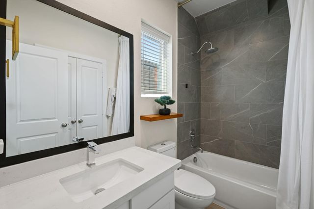 3019 Hicks Street, Houston, TX 77007