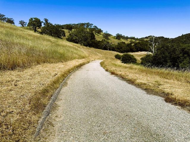37 E Pronghorn, Carmel, CA 93923