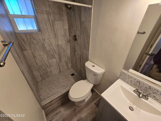 4910 E 25th Street, Tucson, AZ 85711