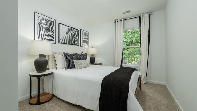508 Woodcreek Circle 6, Atlanta, GA 30331