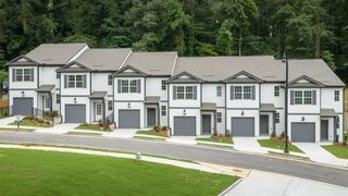508 Woodcreek Circle 6, Atlanta, GA 30331