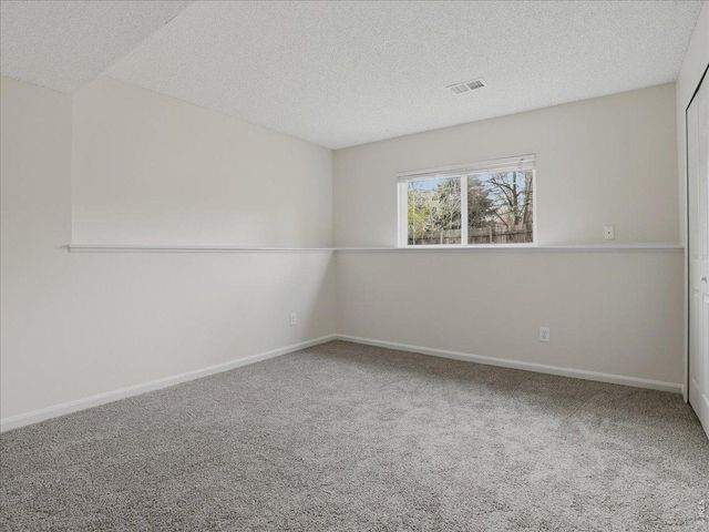 1013 Kremmling Ln, Fort Collins, CO 80526