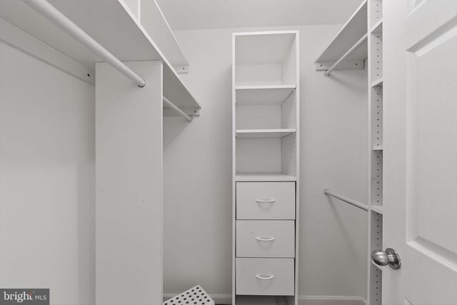 34 MAY APPLE DR, Downingtown, PA 19335