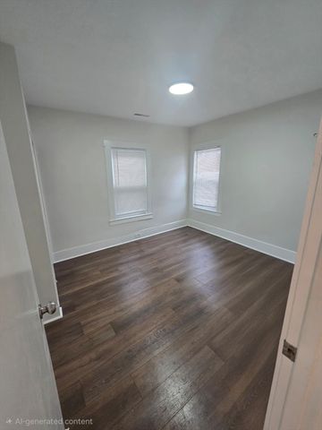 1 Rockdale Ave 2, Lowell, MA 01854