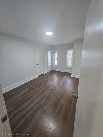 1 Rockdale Ave 2, Lowell, MA 01854