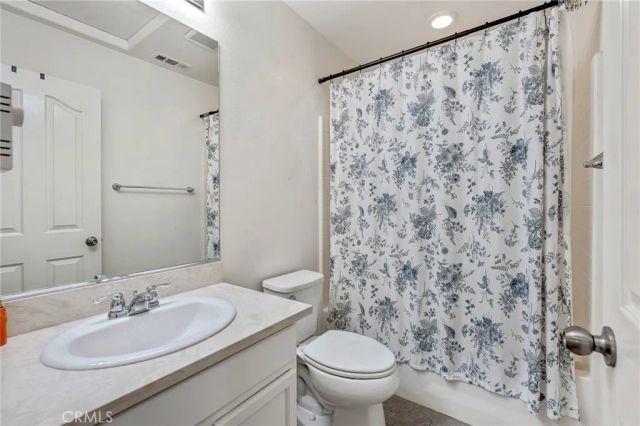 17643 Perilla, San Bernardino, CA 92407