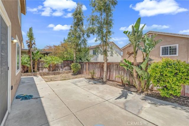 17643 Perilla, San Bernardino, CA 92407