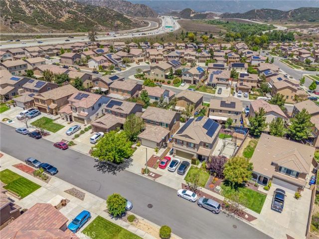 17643 Perilla, San Bernardino, CA 92407