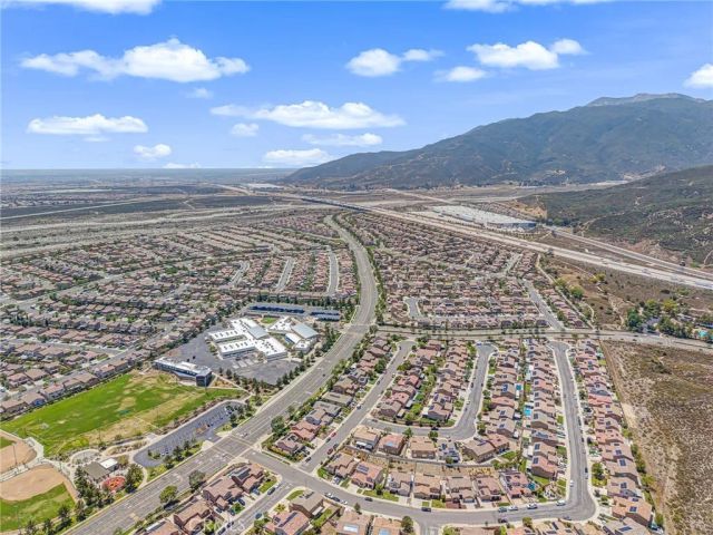 17643 Perilla, San Bernardino, CA 92407