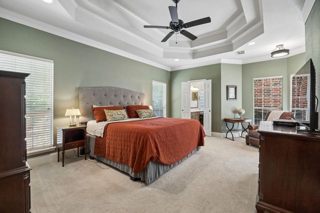 3718 Lakeview Drive, Grapevine, TX 76051