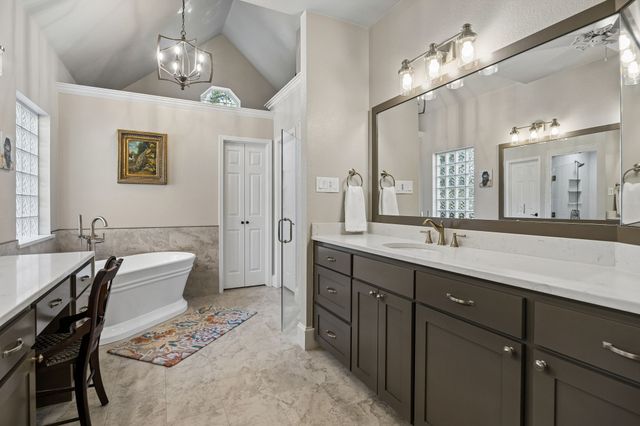 3718 Lakeview Drive, Grapevine, TX 76051