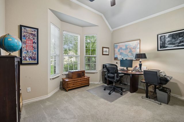 3718 Lakeview Drive, Grapevine, TX 76051