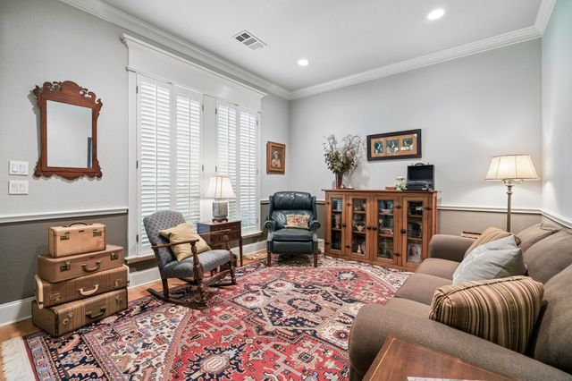3718 Lakeview Drive, Grapevine, TX 76051