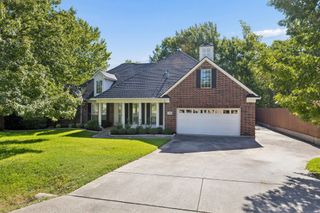3718 Lakeview Drive, Grapevine, TX 76051