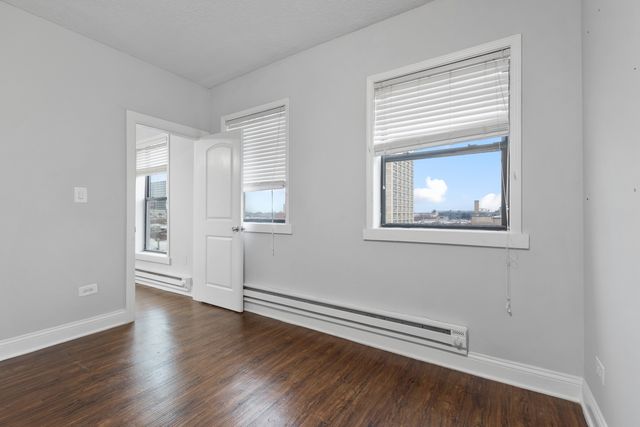 4520 N CLARENDON Avenue 908, Chicago, IL 60640