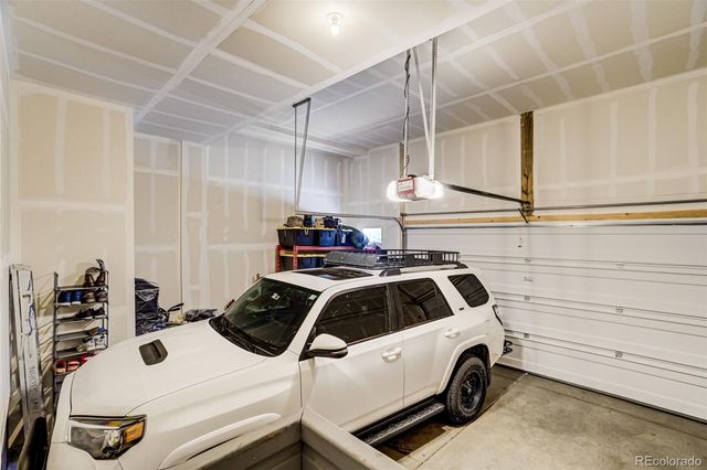 21420 E 61st Drive, Aurora, CO 80019