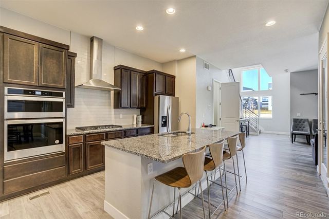 21420 E 61st Drive, Aurora, CO 80019