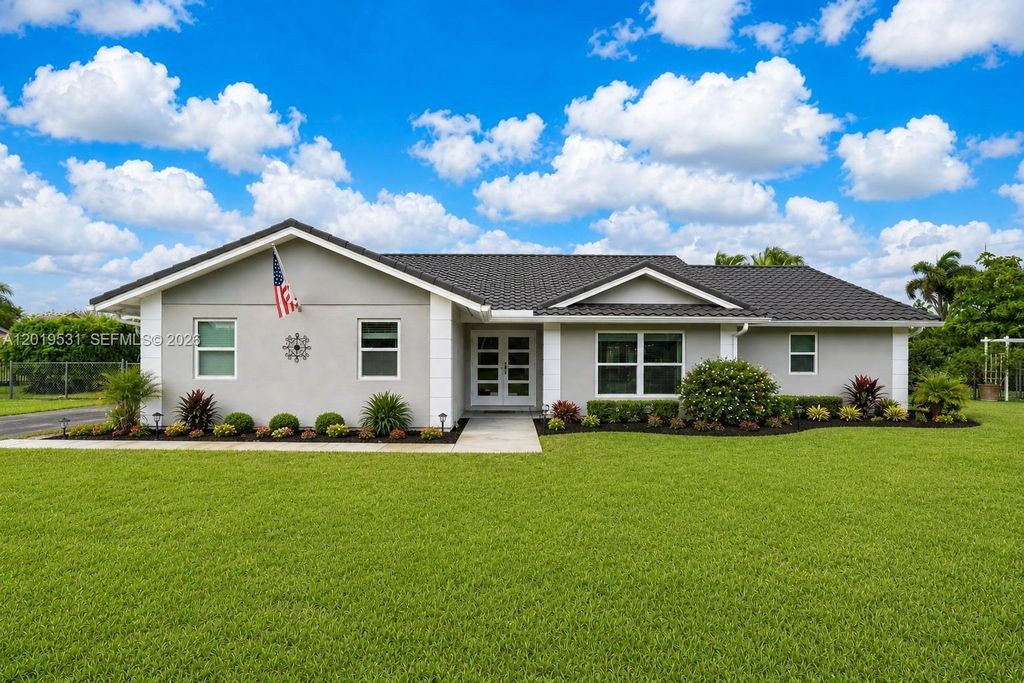 1501 NW 20th Street, Homestead, FL 33030