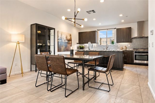 151 Cadence, Irvine, CA 92618