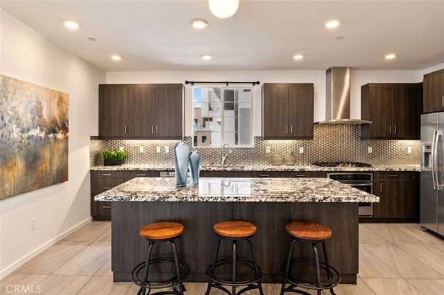 151 Cadence, Irvine, CA 92618