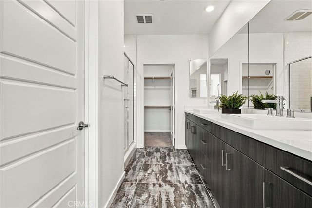151 Cadence, Irvine, CA 92618