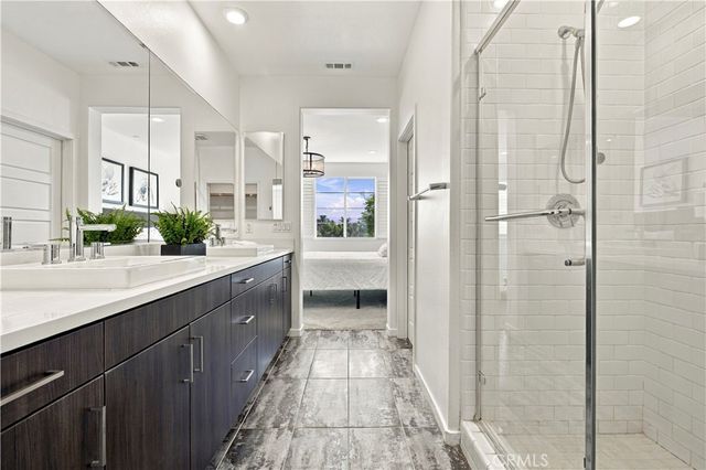 151 Cadence, Irvine, CA 92618