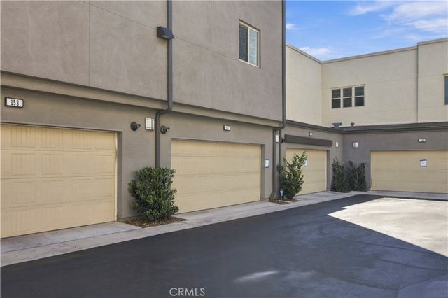 151 Cadence, Irvine, CA 92618