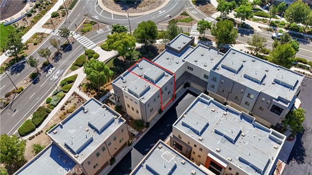 151 Cadence, Irvine, CA 92618