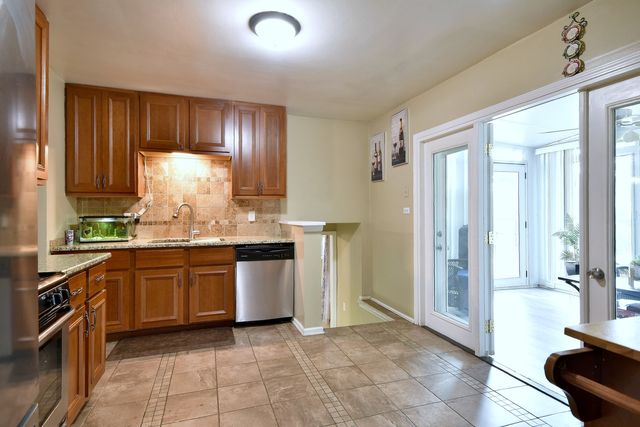 7260 ROSEWOOD Street, Hanover Park, IL 60133