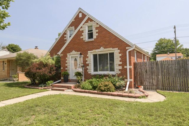 5136 N 65th STREET, Milwaukee, WI 53218