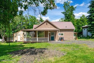 510 S 2nd St, St. Maries, ID 83861
