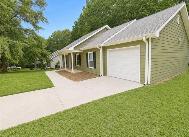 1220 Claywill Circle, Monroe, GA 30655