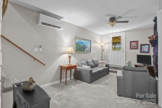 265 Dameron Drive, Blowing Rock, NC 28605