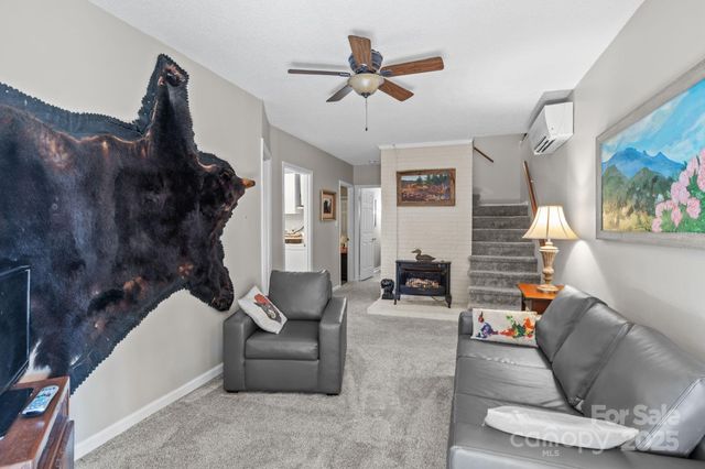 265 Dameron Drive, Blowing Rock, NC 28605