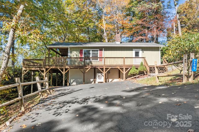 265 Dameron Drive, Blowing Rock, NC 28605