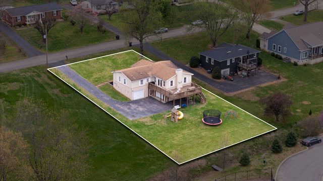 1608 Allison Ave, Columbia, TN 38401