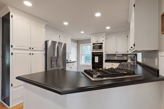 1608 Allison Ave, Columbia, TN 38401