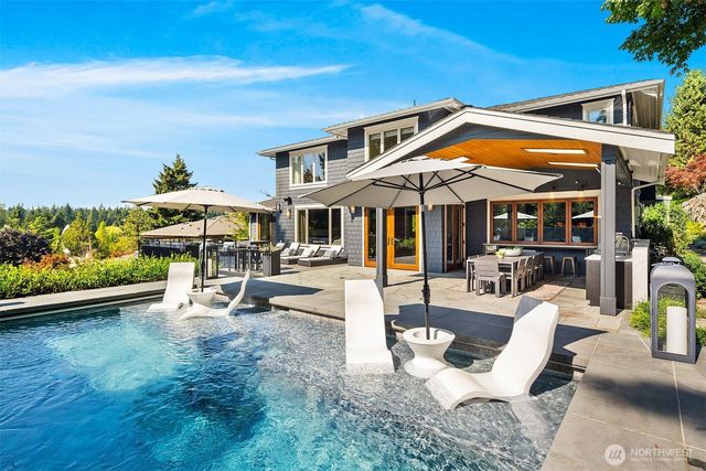 8617 NE 20th Street, Clyde Hill, WA 98004