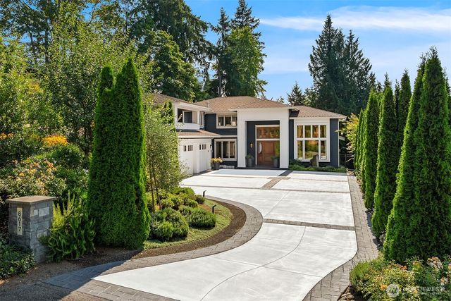 8617 NE 20th Street, Clyde Hill, WA 98004
