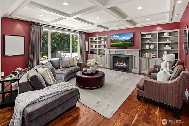8617 NE 20th Street, Clyde Hill, WA 98004