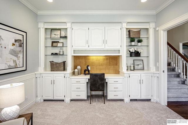 15511 Pierce Circle, Omaha, NE 68144